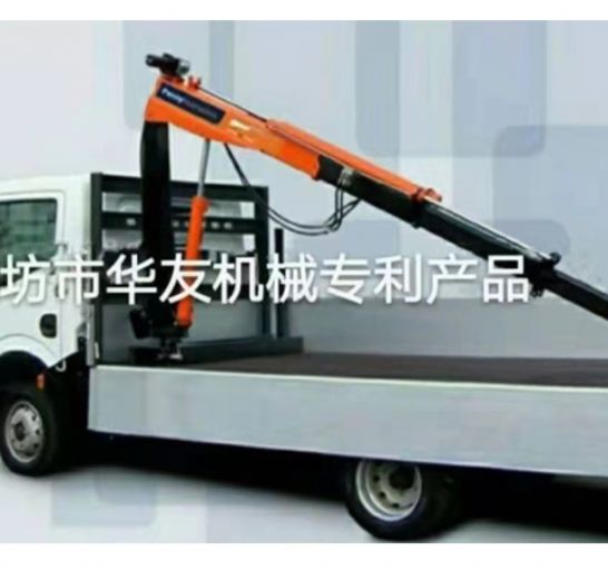 點擊查看詳細(xì)信息<br>標(biāo)題：車載小吊機(jī)  液壓小吊機(jī) 閱讀次數(shù)：1514